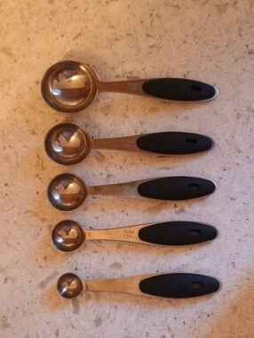 Stainless Steel Measuring Spoon Set with Black Handles - 5pc